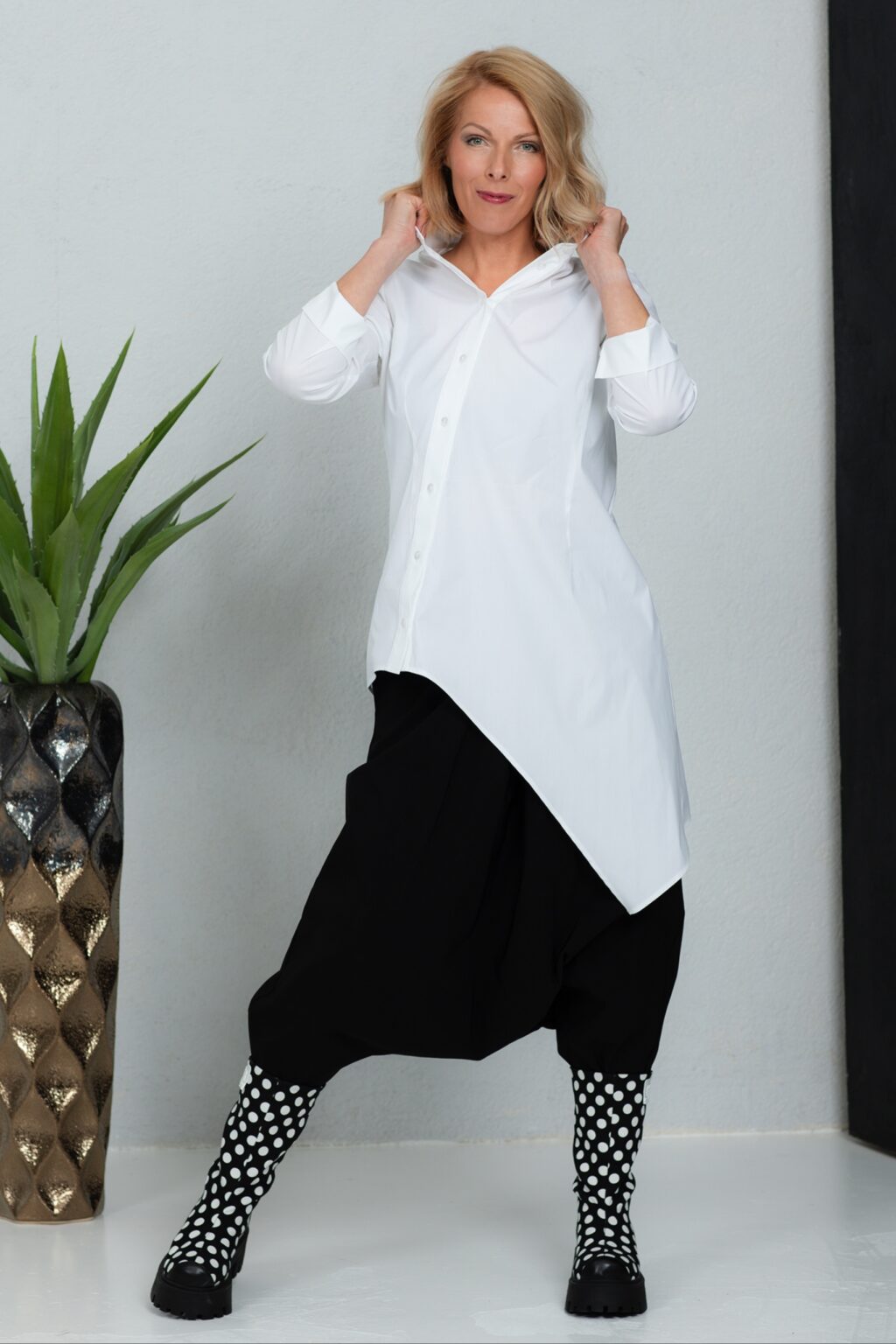 Asümmeetriline valge särkpluus Yoho + Marui