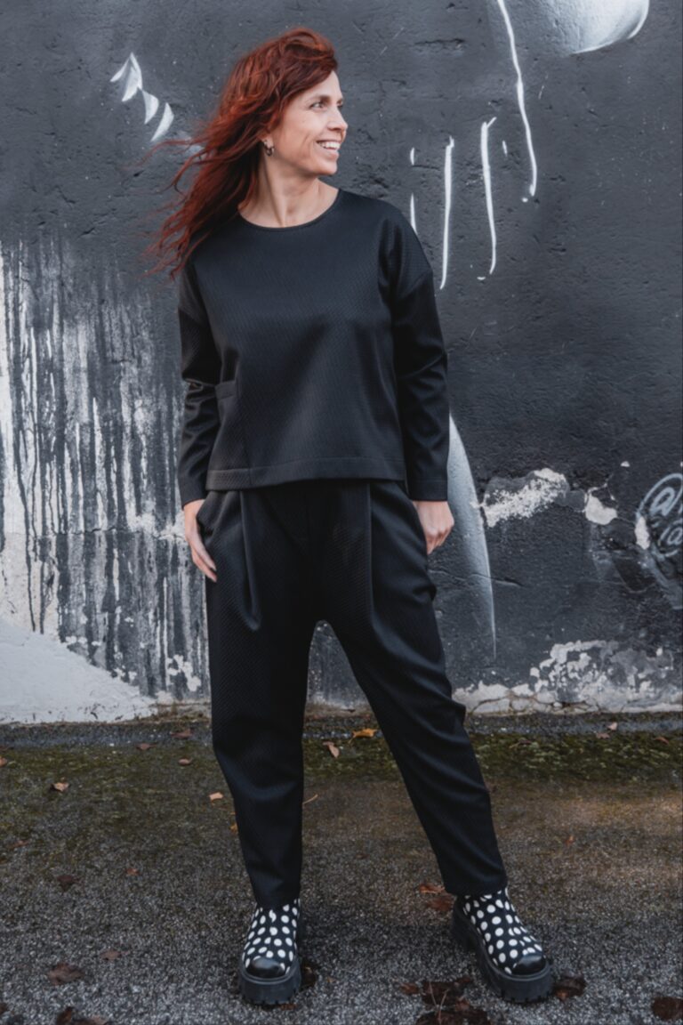 Tekstuurse mustriga pusa Daikon + Tekstuurse mustriga püksid Tekido