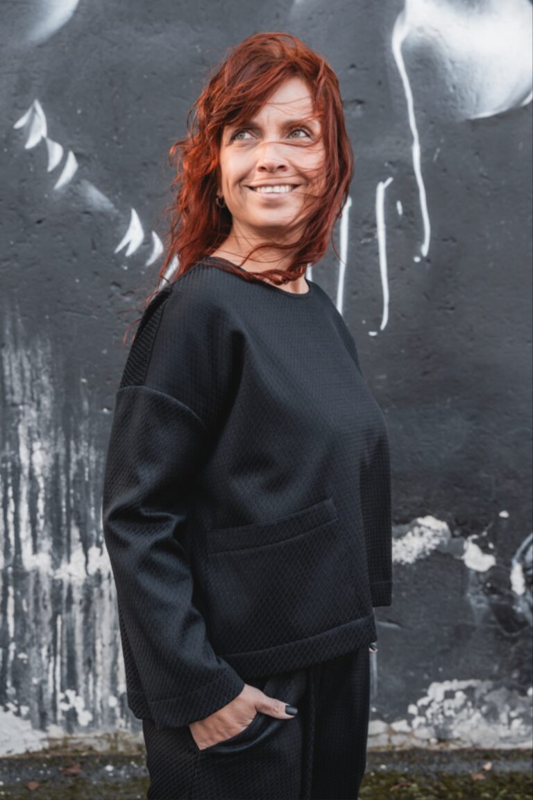 Tekstuurse mustriga pusa Daikon + Tekstuurse mustriga püksid Tekido