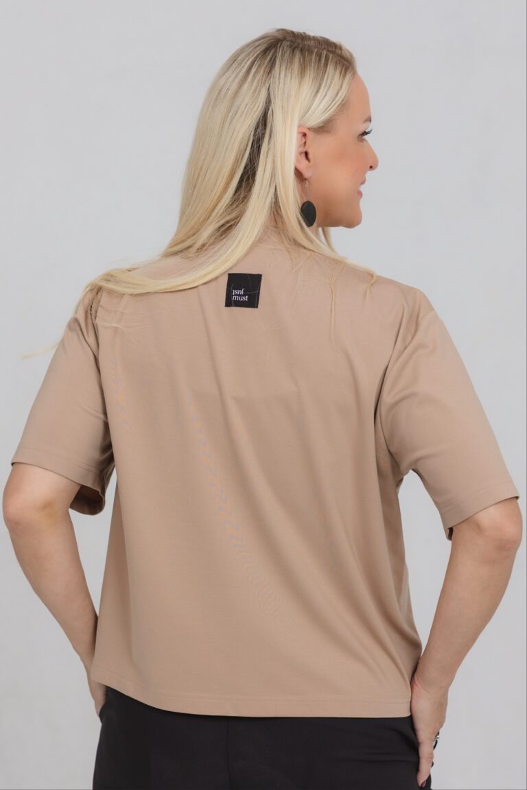 Lihtne beez T-särk Mikata