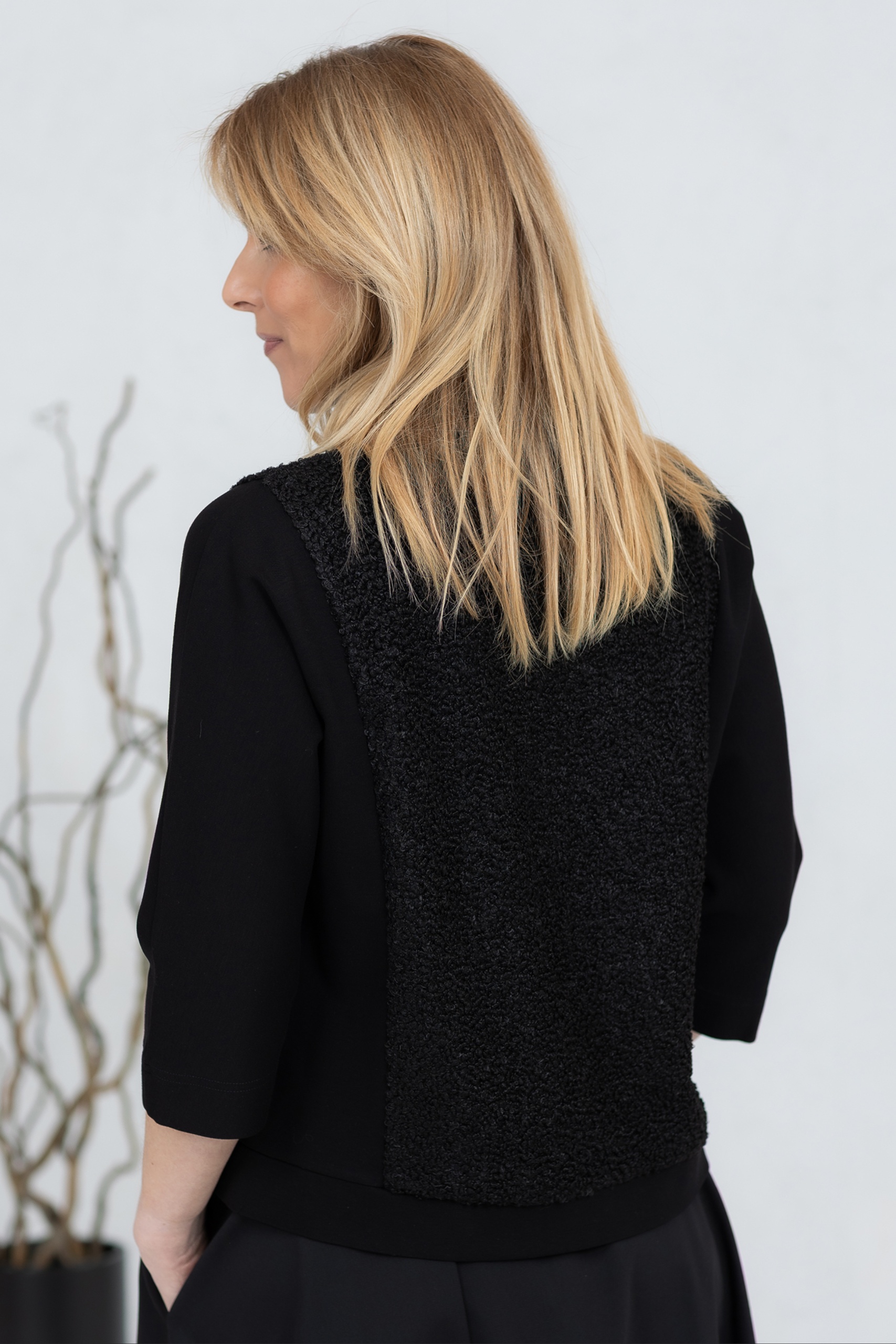 Karvaste detailidega pusa Kumaru - Image 7