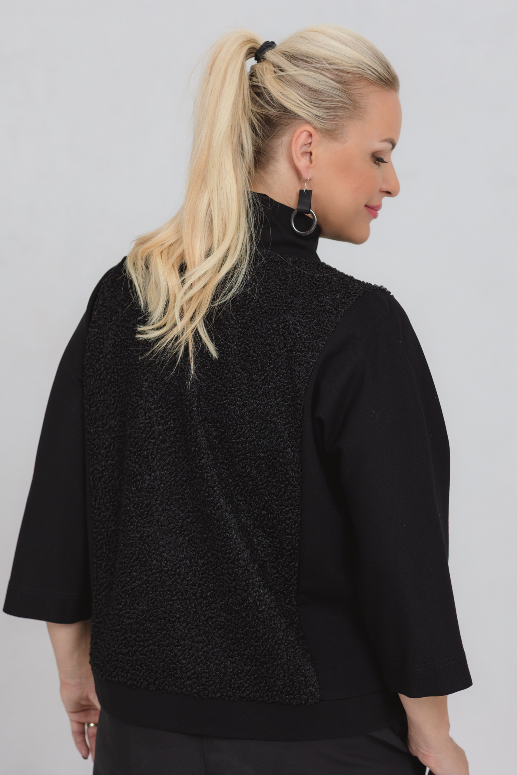 Karvaste detailidega pusa Kumaru - Image 6