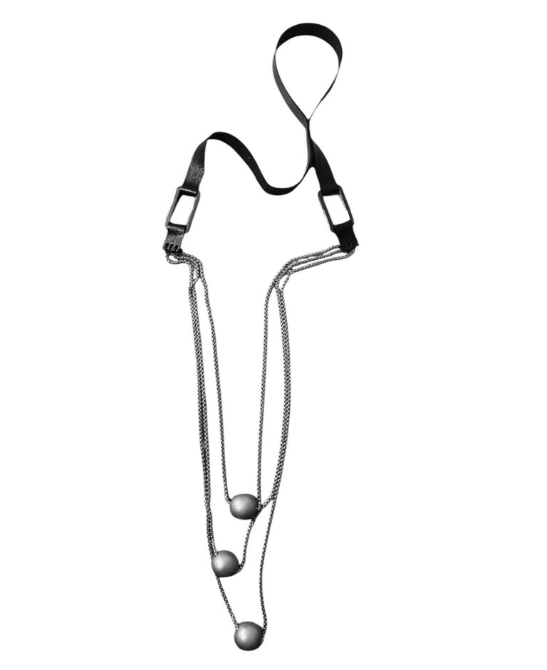 Kaelaehe Mira, hõbe