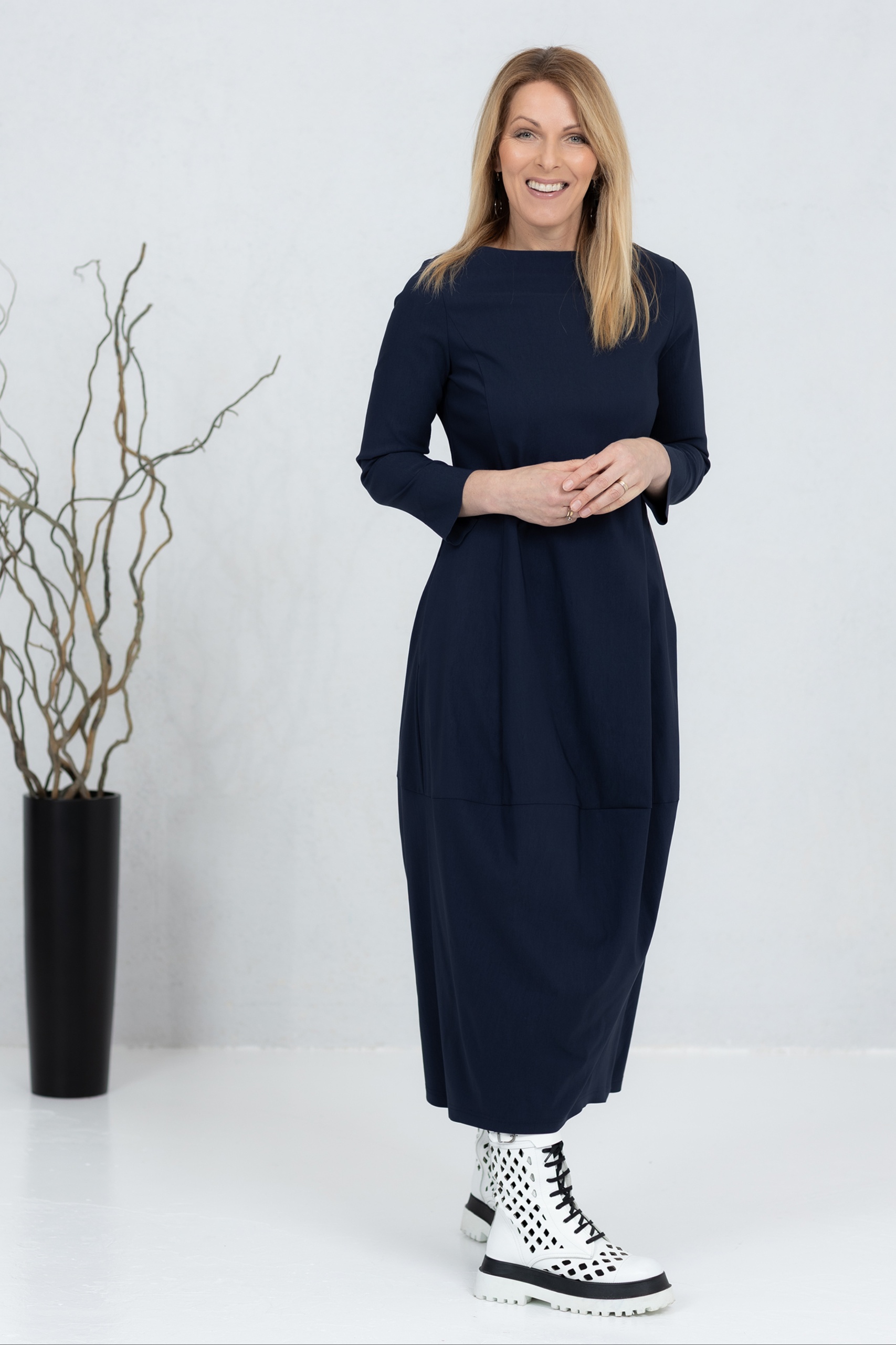 Midi pikkuses balloonkleit Akarui, navy - Image 6