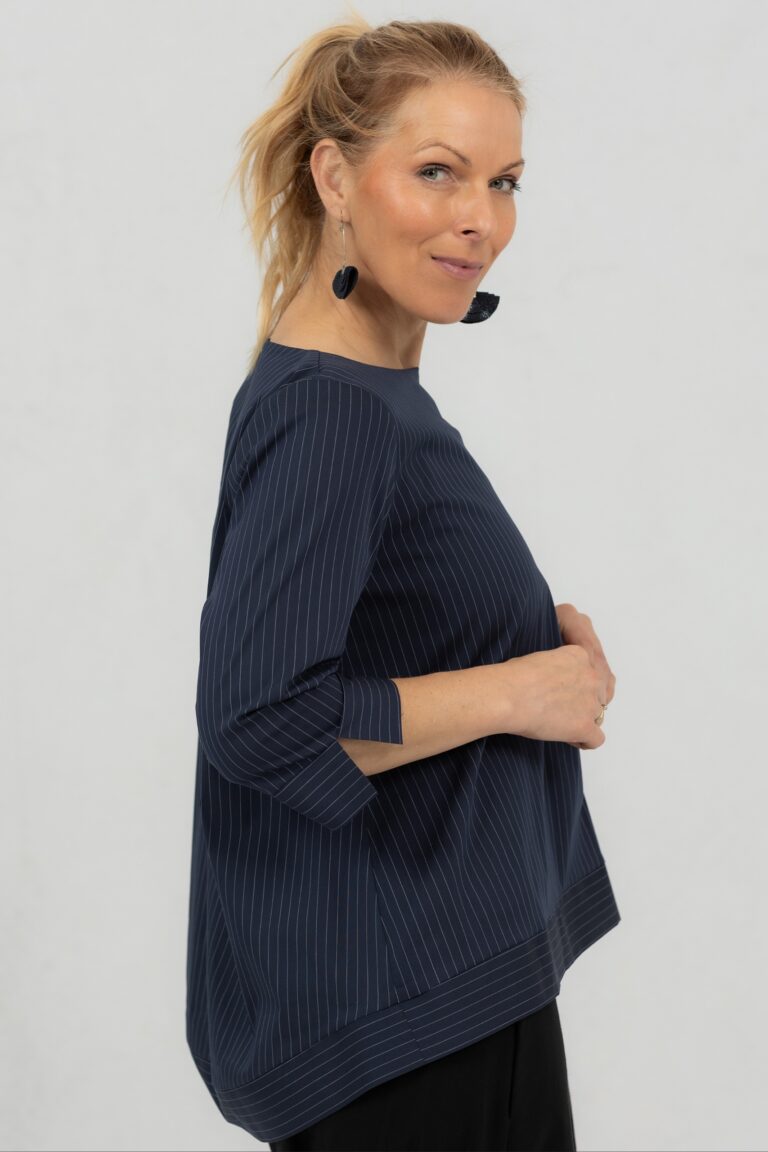 Avar minimalistlik pluus Anata, navy triip