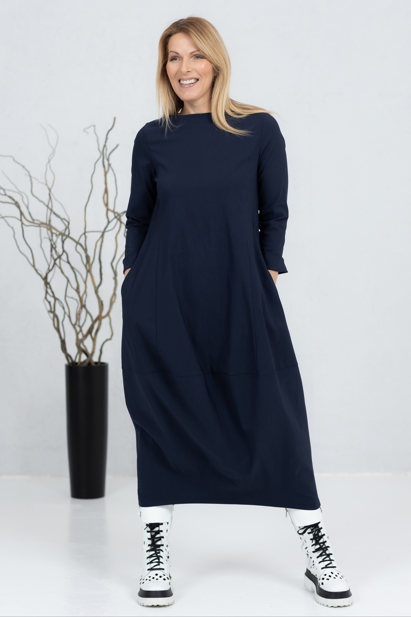 Midi pikkuses balloonkleit Akarui, navy - Image 8