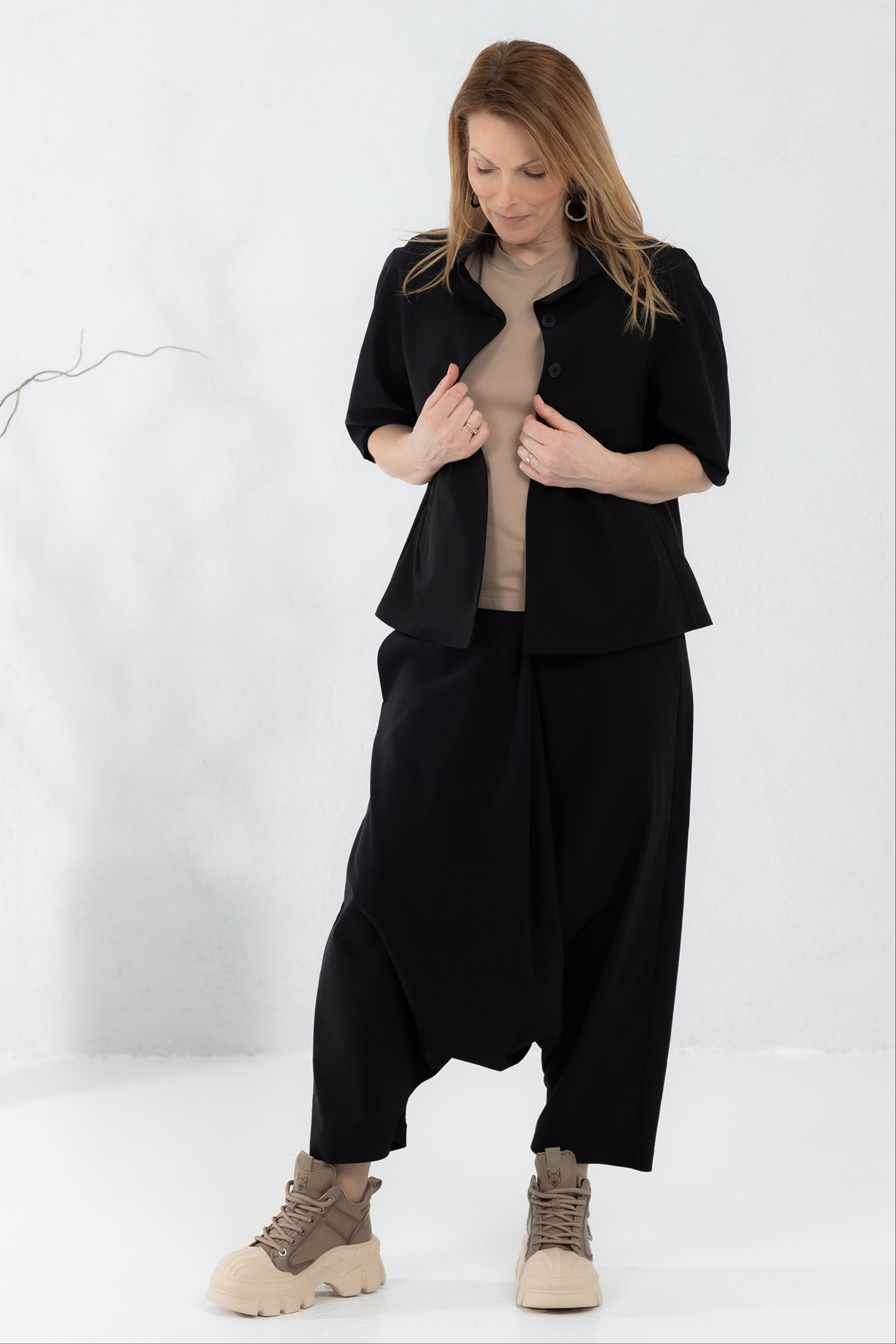 Must avar jakk Yotaka + baggy püksid Marui