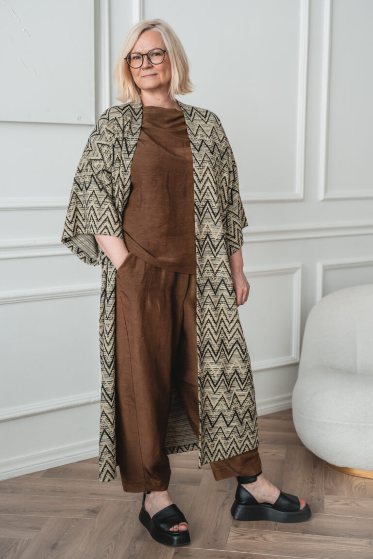 Boho stiilis kudumkangast kimonojakk Uwagi