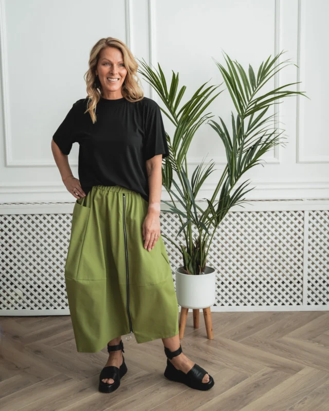 One skirt. Three colours. All character.  Meet Kami – a long zip-front skirt with roomy proportions, deep pockets and a quiet confidence that works with almost anything. Available in beige, green and white stripe.  The kind of piece you reach for without thinking. @justmust.eu  #naturallyyou #effortlesselegance #boldandedgy #summerwardrobe #estoniandesign #happywithjustmust #justmustbyewi #fashionintallinn #scandistyle